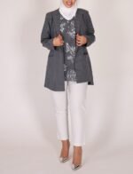 ⁦Grey jacket⁩ - الصورة ⁦2⁩